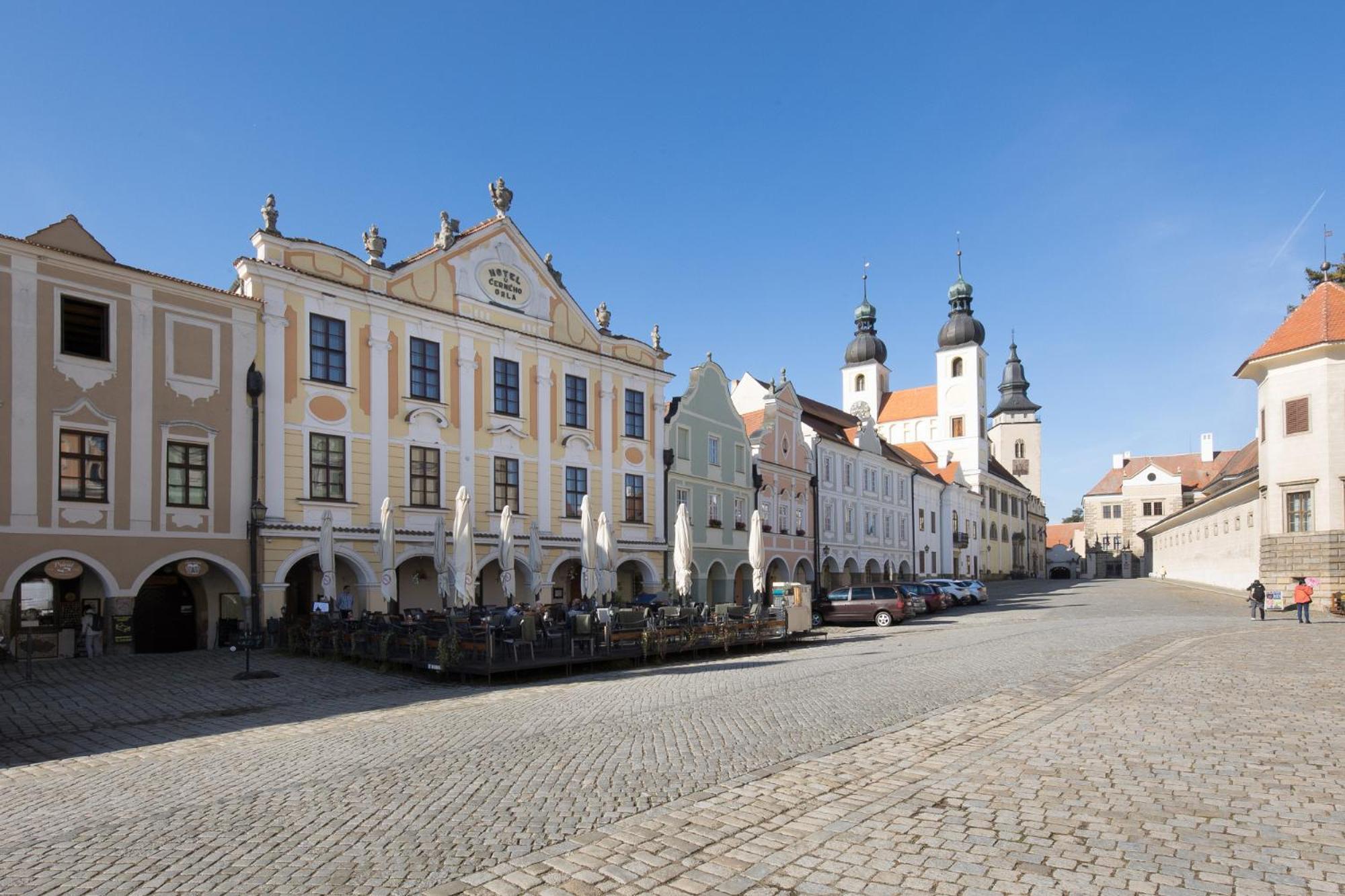 Hotel U Cerneho Orla Telc Luaran gambar