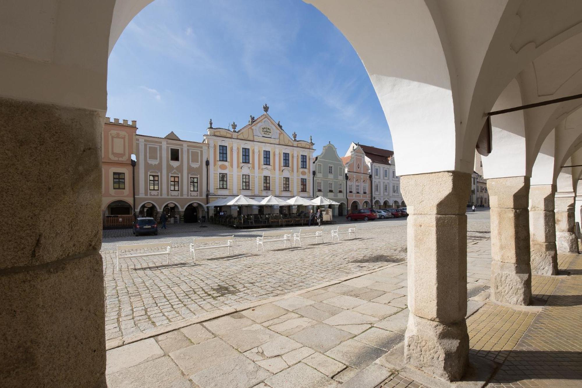 Hotel U Cerneho Orla Telc Luaran gambar