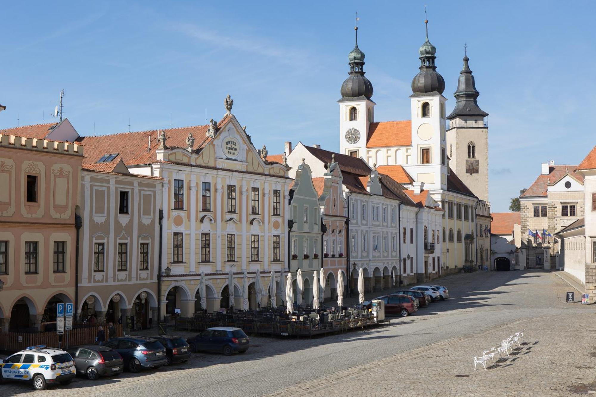 Hotel U Cerneho Orla Telc Luaran gambar