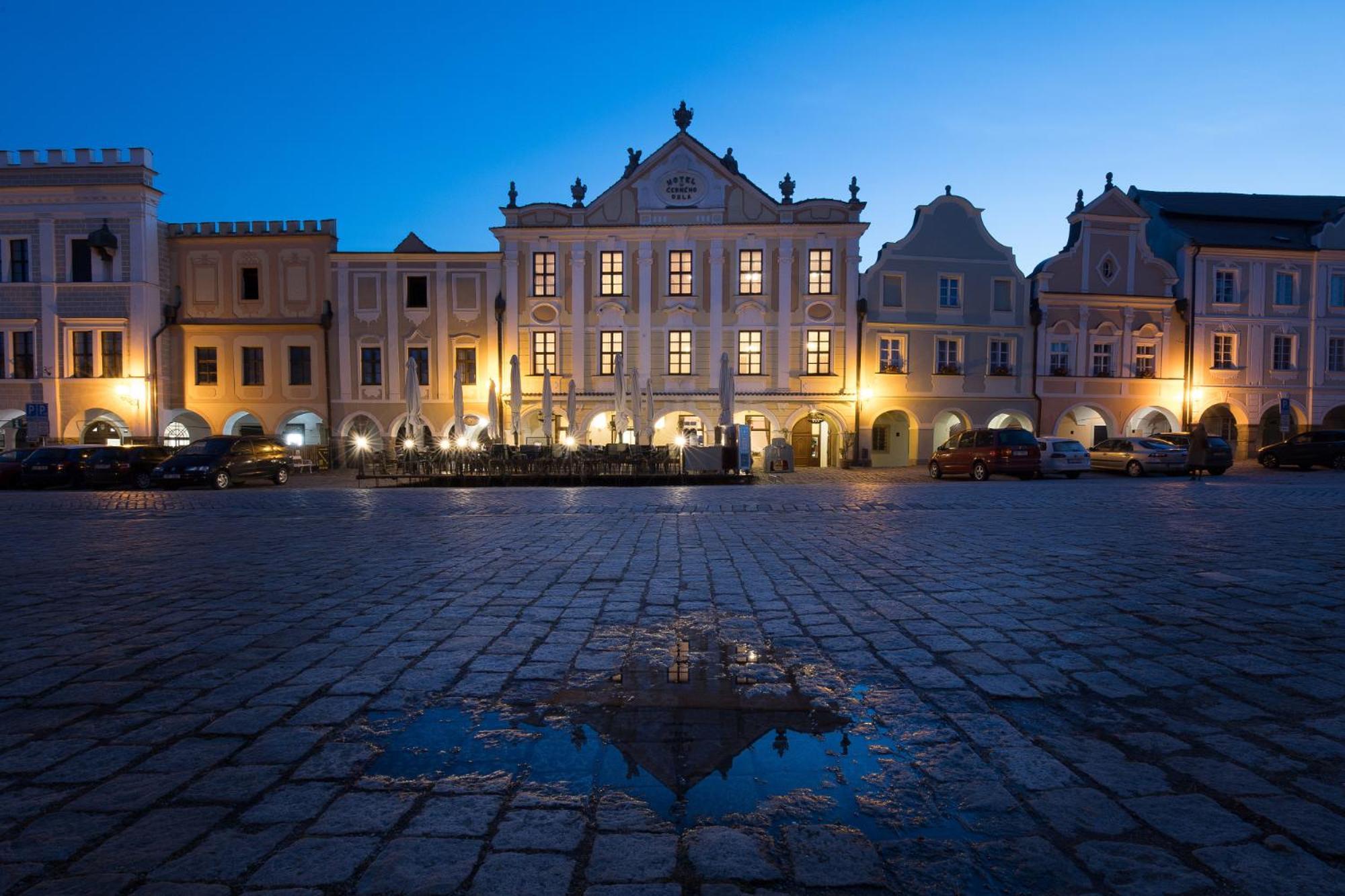 Hotel U Cerneho Orla Telc Luaran gambar