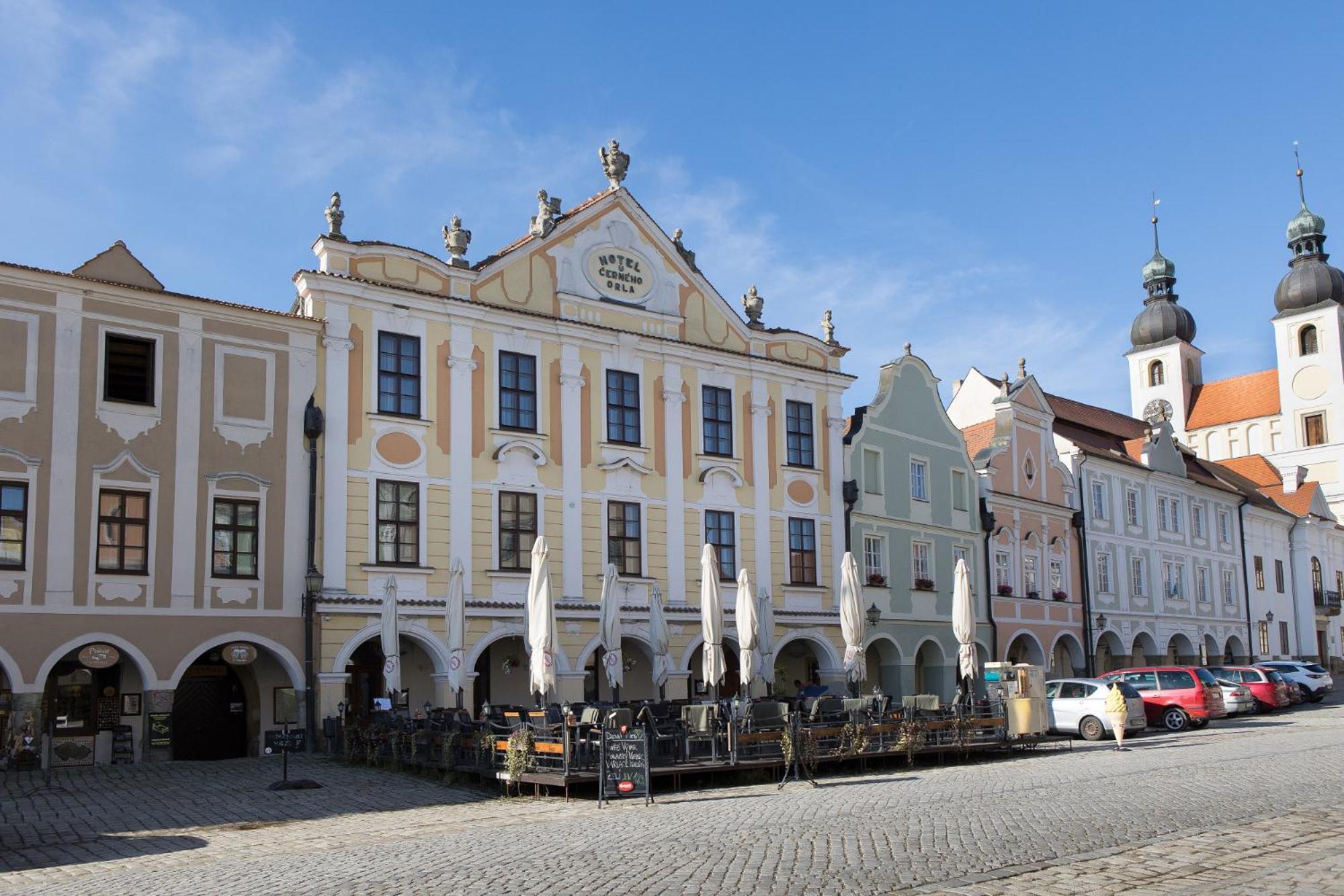 Hotel U Cerneho Orla Telc Luaran gambar