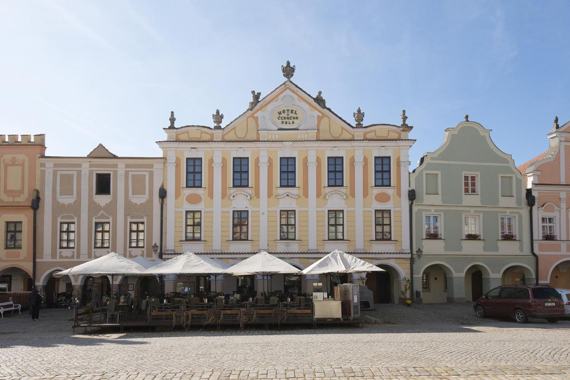Hotel U Cerneho Orla Telc Luaran gambar